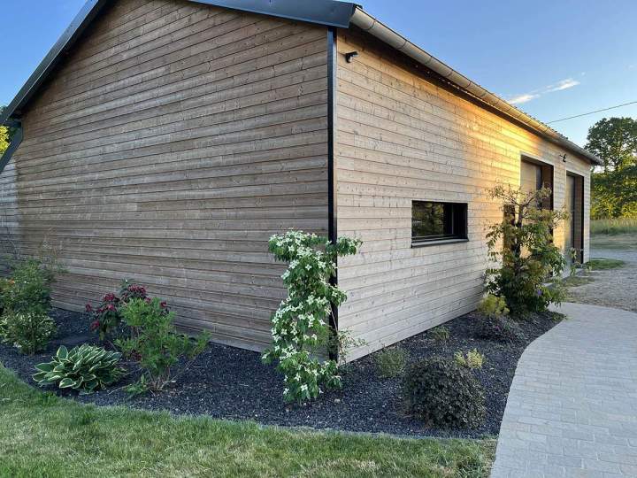 Pose de bardage en bois à Rennes